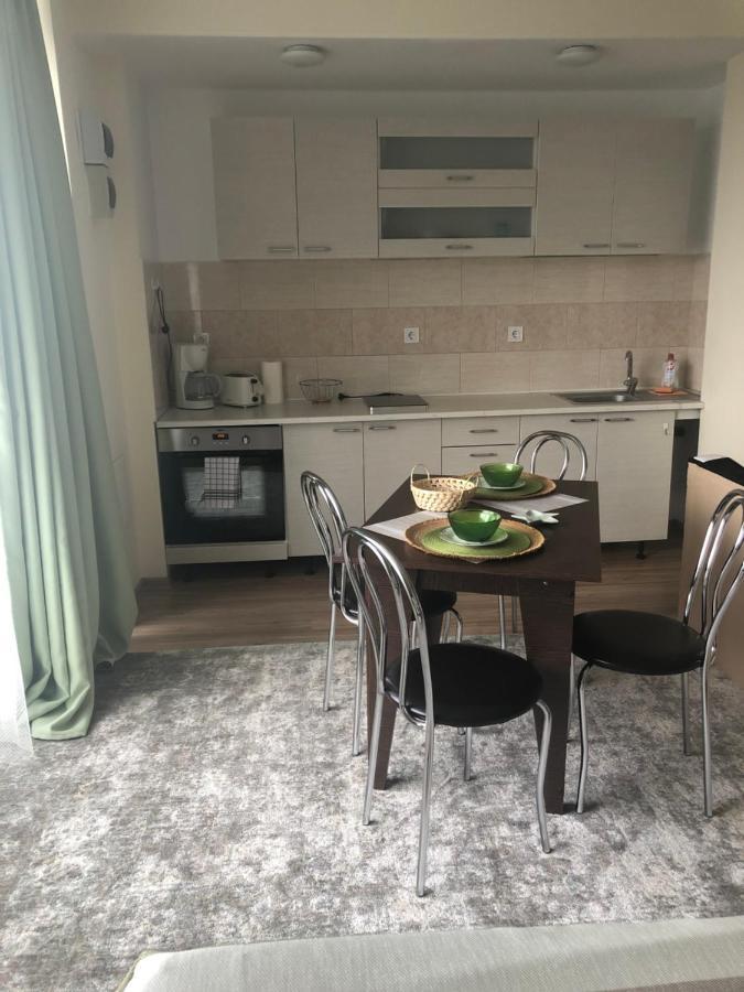 Ari Apartment Bulevardul Mamaia Constanta Exterior photo